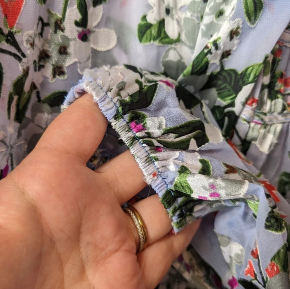 INC International Concepts Tie V  Neck Grey Floral Textured Blouse Women Small - Picture 9 of 11